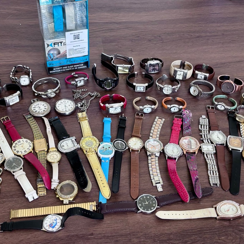 Vintage fashion watch bundle/ lot